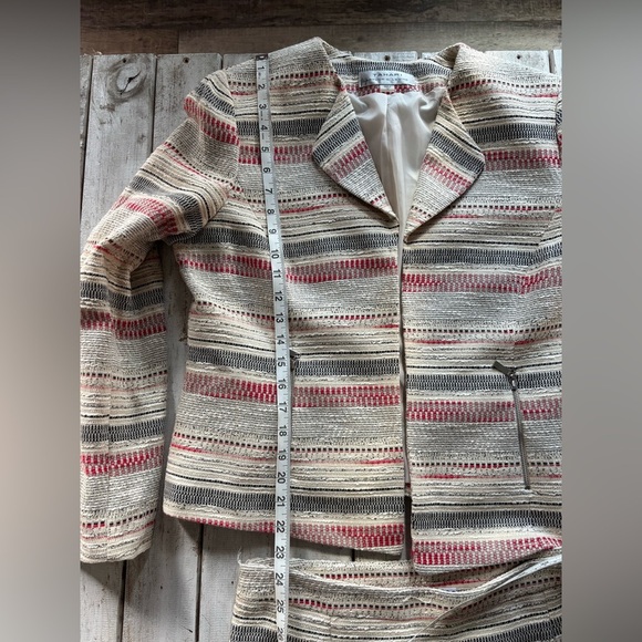 Tahari | textured knit | skirt | blazer | suit | 12 - Picture 8 of 14